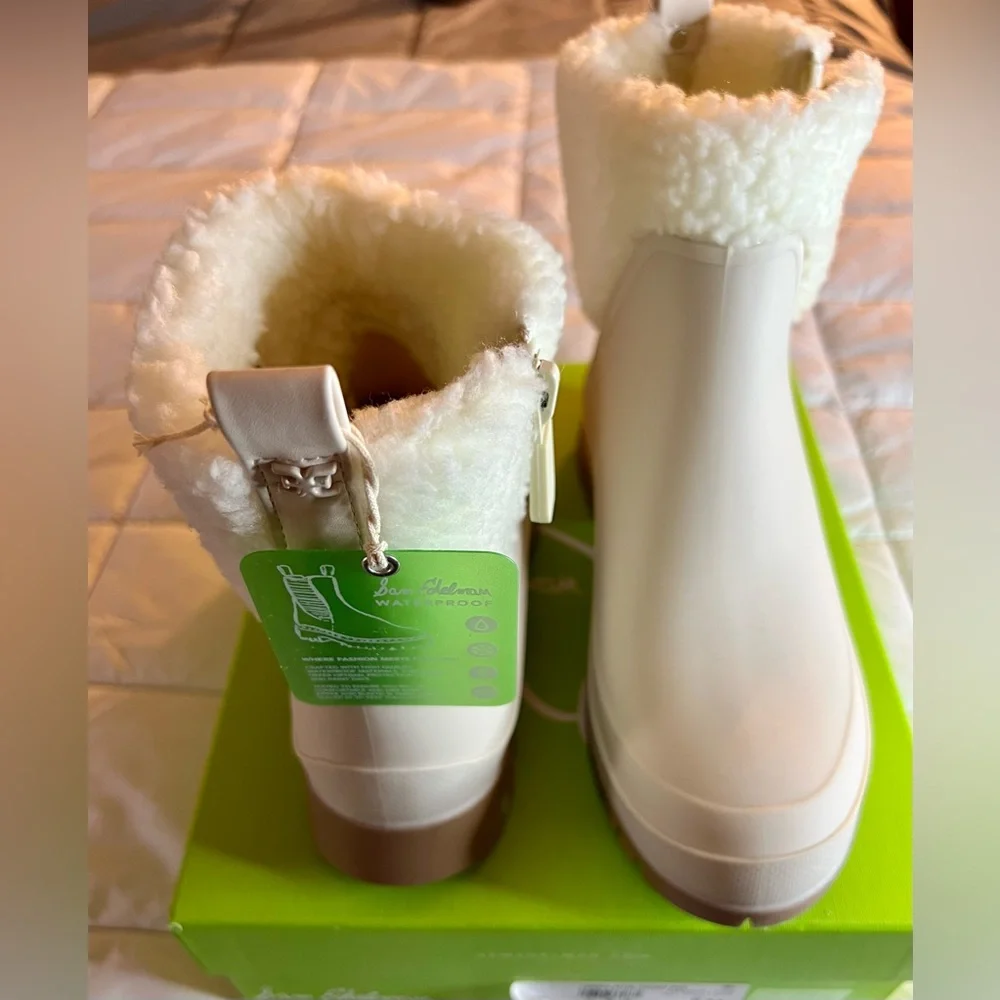 NWT Sam Edelman Ivory waterproof/weatherproof boots. Women’s size 8m. Faux fur - Picture 2 of 11